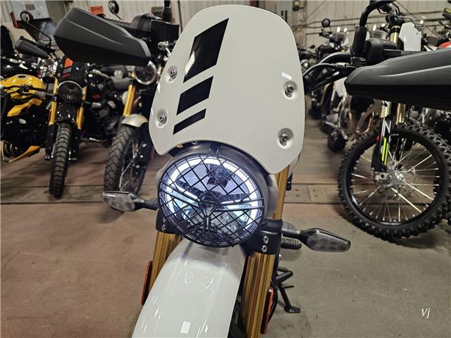 2026 Triumph SCRAMBLER 400 XC (Stk: 26TS-011) in Grande Prairie - Image 4 of 8