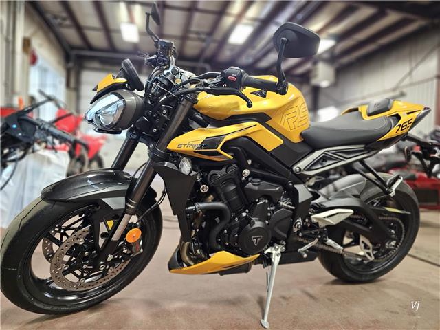 2026 Triumph STREET TRIPLE RS (Stk: 26TS-010) in Grande Prairie - Image 2 of 9