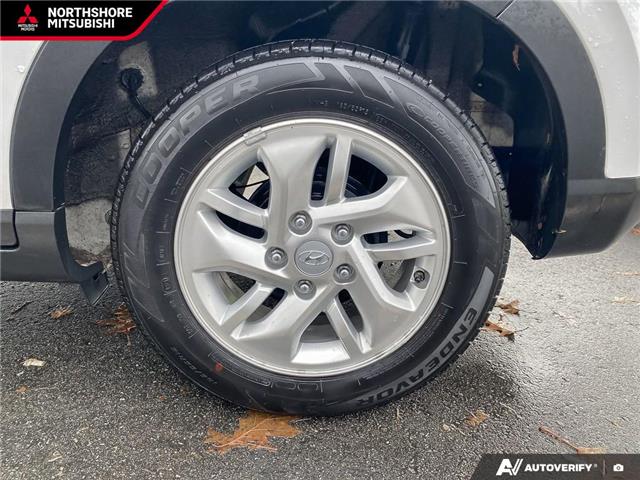 2023 Hyundai Venue Preferred w/Two-Tone in North Vancouver - Image 6 of 23