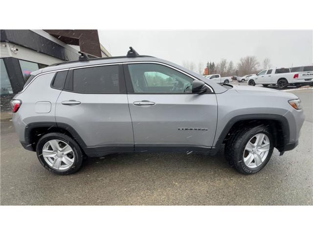 2022 Jeep Compass North (Stk: 25670) in Sudbury - Image 9 of 26