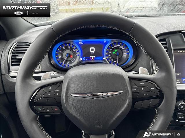 2022 Chrysler 300 S (Stk: DR1061) in Brantford - Image 11 of 22 2022 Chrysler 300 S (Stk: DR1061) in Brantford - Image 11 of 22