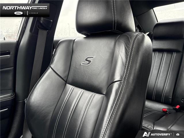 2022 Chrysler 300 S (Stk: DR1061) in Brantford - Image 17 of 22 2022 Chrysler 300 S (Stk: DR1061) in Brantford - Image 17 of 22