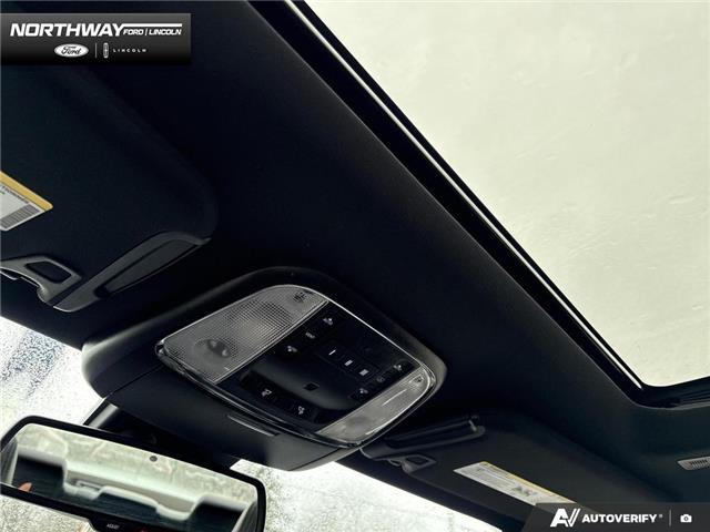 2022 Chrysler 300 S (Stk: DR1061) in Brantford - Image 18 of 22 2022 Chrysler 300 S (Stk: DR1061) in Brantford - Image 18 of 22