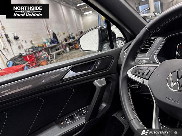 2023 Volkswagen Tiguan Comfortline R-Line Black (Stk: V1198) in Sault Ste. Marie - Image 11 of 27 2023 Volkswagen Tiguan Comfortline R-Line Black (Stk: V1198) in Sault Ste. Marie - Image 11 of 27