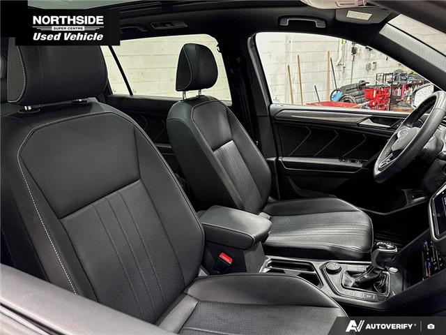 2023 Volkswagen Tiguan Comfortline R-Line Black (Stk: V1198) in Sault Ste. Marie - Image 17 of 27 2023 Volkswagen Tiguan Comfortline R-Line Black (Stk: V1198) in Sault Ste. Marie - Image 17 of 27