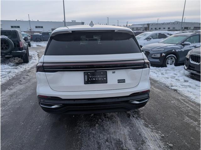 2025 Lincoln Nautilus Premiere (Stk: 32377) in Calgary - Image 4 of 27