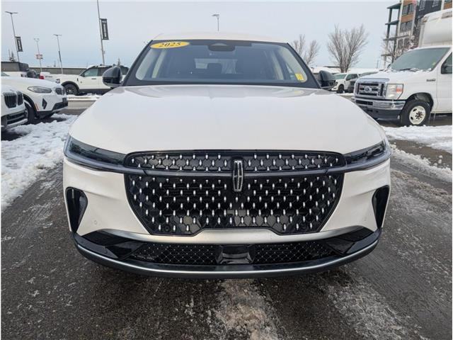 2025 Lincoln Nautilus Premiere (Stk: 32377) in Calgary - Image 9 of 27