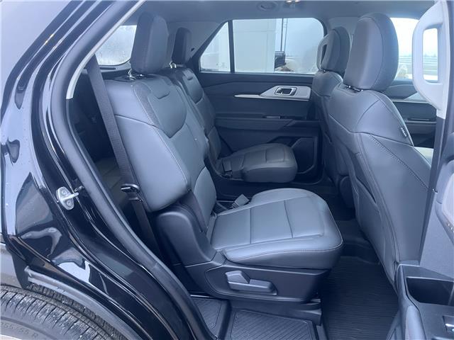 2025 Ford Explorer Active (Stk: S13225) in Hague - Image 16 of 17