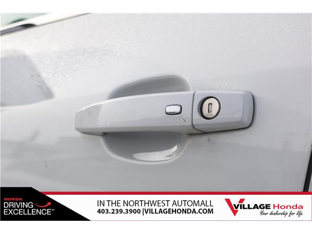 2017 Chevrolet Trax LT (Stk: B8989) in Calgary - Image 12 of 30