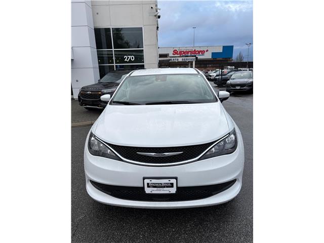 2021 Chrysler Grand Caravan SXT (Stk: 246141B) in Vancouver - Image 2 of 17