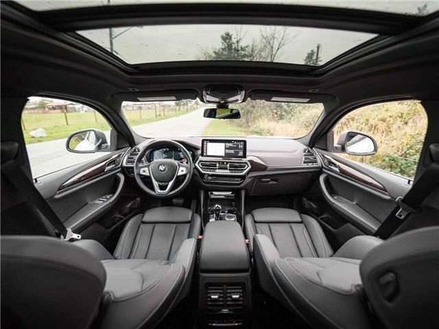 2025 BMW X4 xDrive30i (Stk: 30530) in Surrey - Image 10 of 25
