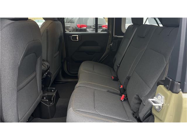 2026 Jeep Wrangler Sahara (Stk: TT029) in Kamloops - Image 12 of 25