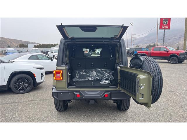 2026 Jeep Wrangler Sahara (Stk: TT029) in Kamloops - Image 13 of 25