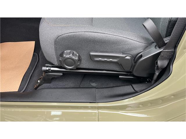 2026 Jeep Wrangler Sahara (Stk: TT029) in Kamloops - Image 17 of 25