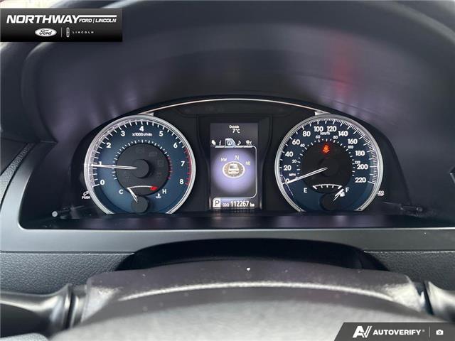 2016 Toyota Camry XLE V6 (Stk: 5ME1606B) in Brantford - Image 13 of 23