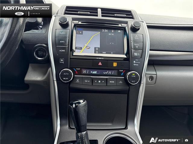 2016 Toyota Camry XLE V6 (Stk: 5ME1606B) in Brantford - Image 17 of 23