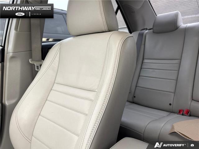 2016 Toyota Camry XLE V6 (Stk: 5ME1606B) in Brantford - Image 18 of 23
