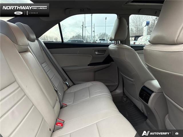 2016 Toyota Camry XLE V6 (Stk: 5ME1606B) in Brantford - Image 21 of 23