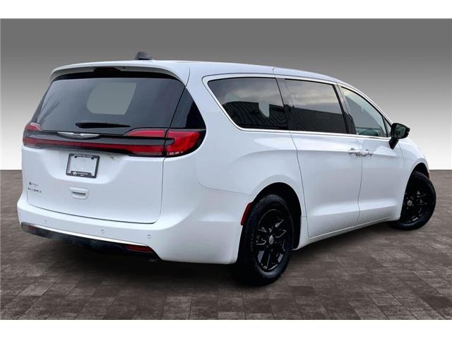 2024 Chrysler Pacifica Touring-L (Stk: 24A5085) in Sherwood Park - Image 10 of 30 2024 Chrysler Pacifica Touring-L (Stk: 24A5085) in Sherwood Park - Image 10 of 30