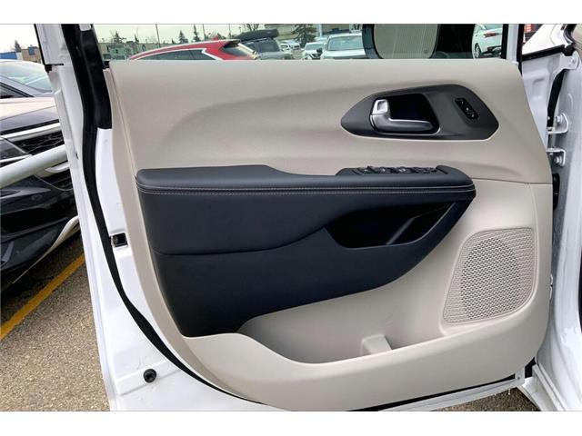 2024 Chrysler Pacifica Touring-L (Stk: 24A5085) in Sherwood Park - Image 19 of 30 2024 Chrysler Pacifica Touring-L (Stk: 24A5085) in Sherwood Park - Image 19 of 30