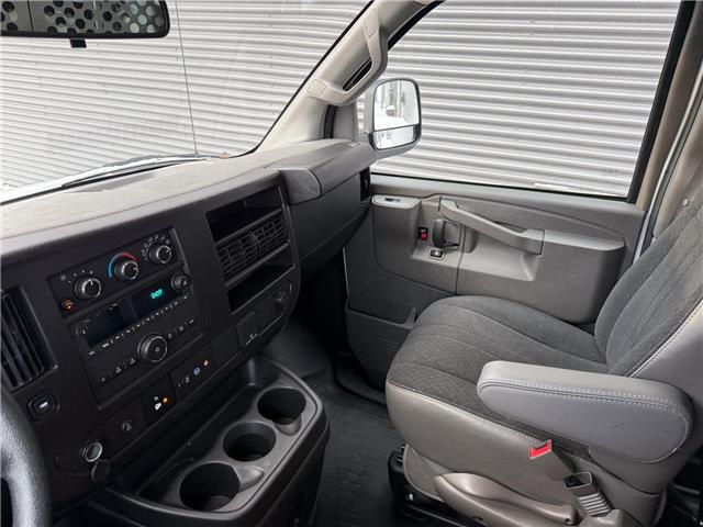 2023 GMC Savana 2500 Work Van (Stk: U11027) in London - Image 17 of 22