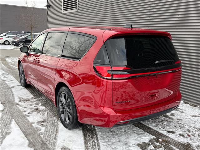 2026 Chrysler Pacifica Select (Stk: 26087) in London - Image 4 of 33