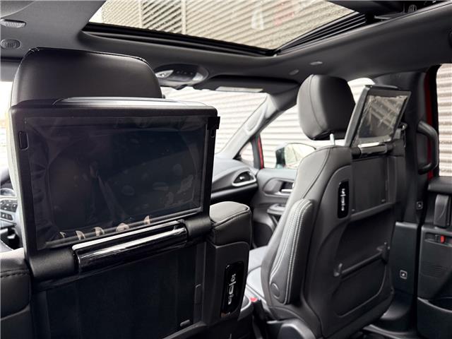 2026 Chrysler Pacifica Select (Stk: 26087) in London - Image 29 of 33