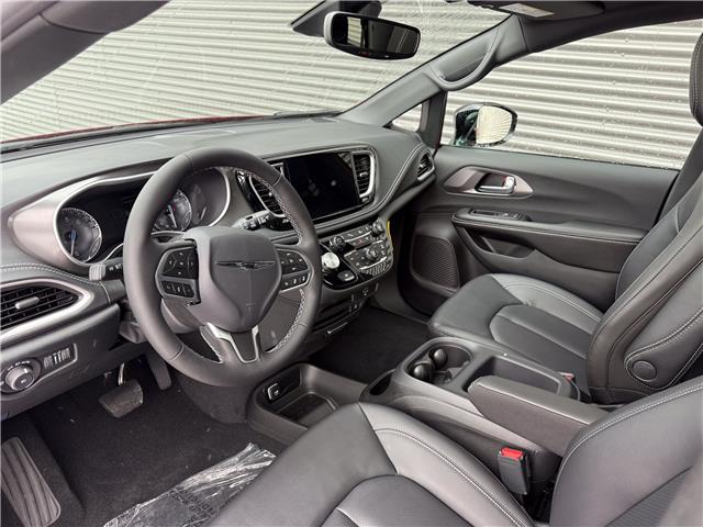 2026 Chrysler Pacifica Select (Stk: 26087) in London - Image 12 of 33