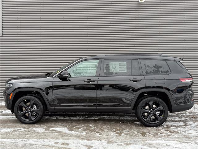 2025 Jeep Grand Cherokee L Laredo (Stk: 25571) in London - Image 3 of 28