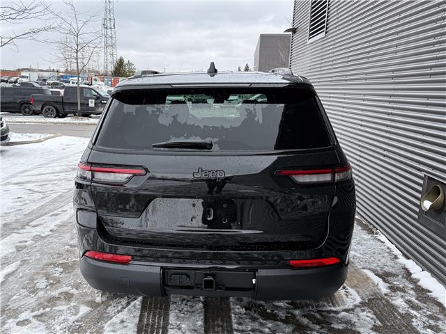 2025 Jeep Grand Cherokee L Laredo (Stk: 25571) in London - Image 5 of 28