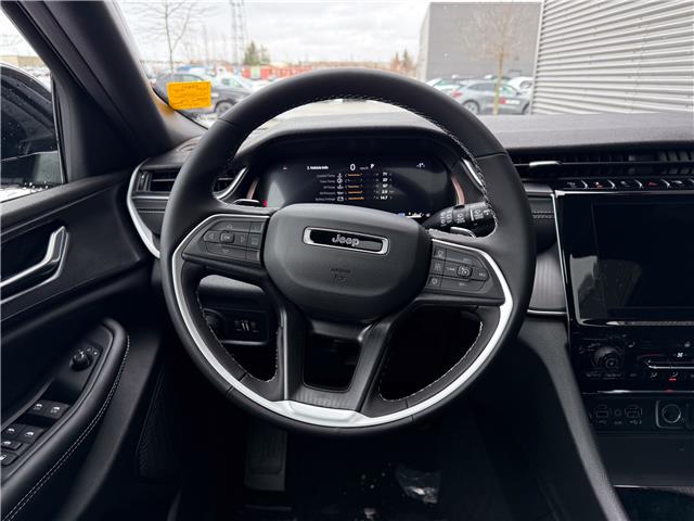 2025 Jeep Grand Cherokee L Laredo (Stk: 25571) in London - Image 17 of 28