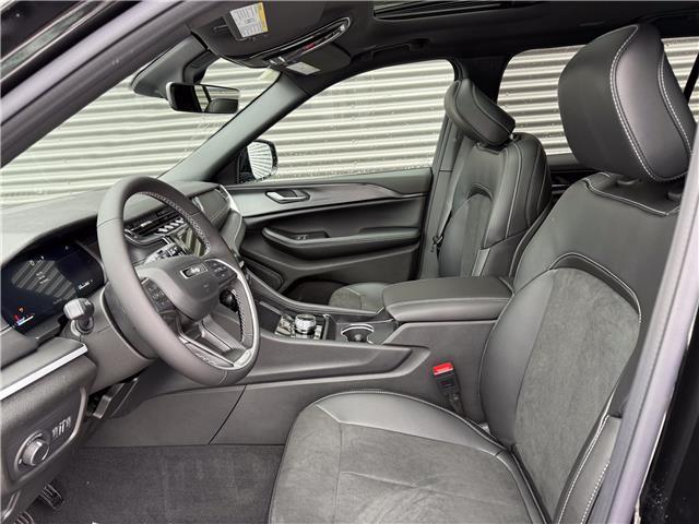 2025 Jeep Grand Cherokee L Laredo (Stk: 25571) in London - Image 10 of 28