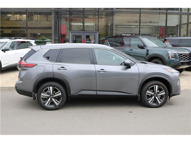 2026 Nissan Rogue SV Moonroof (Stk: T26146) in Kamloops - Image 7 of 18