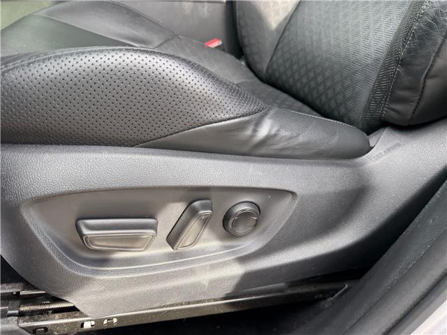 2020 Toyota C-HR Limited (Stk: 16044A) in Newmarket - Image 10 of 49