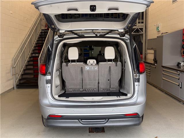 2019 Chrysler Pacifica Touring-L (Stk: UM041) in London - Image 6 of 30