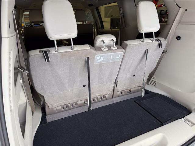 2019 Chrysler Pacifica Touring-L (Stk: UM041) in London - Image 7 of 30