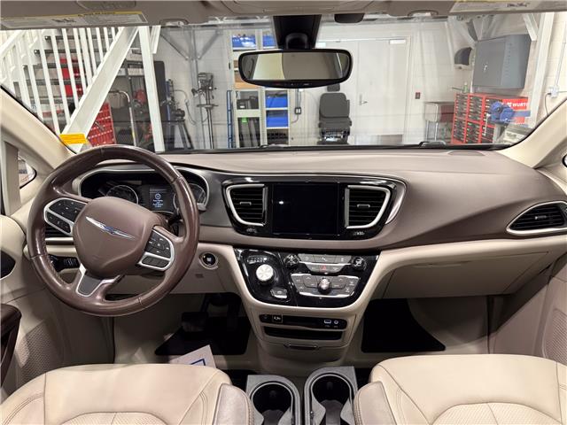 2019 Chrysler Pacifica Touring-L (Stk: UM041) in London - Image 15 of 30