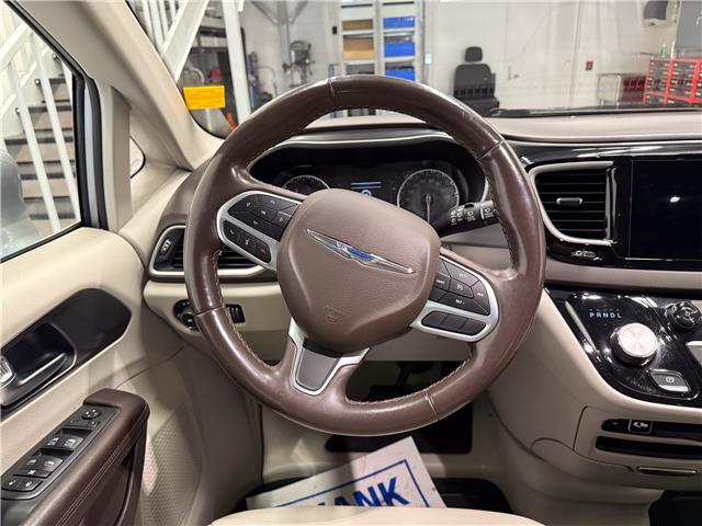 2019 Chrysler Pacifica Touring-L (Stk: UM041) in London - Image 16 of 30