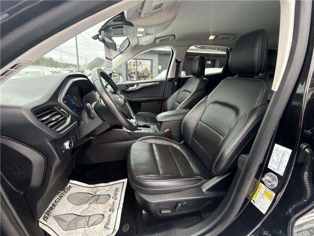 2021 Ford Escape Titanium Hybrid (Stk: 14571) in Sudbury - Image 3 of 17
