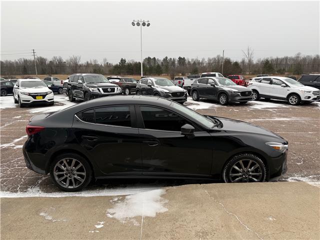 2018 Mazda Mazda3 GT (Stk: 24669) in Pembroke - Image 10 of 25