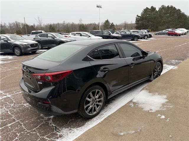 2018 Mazda Mazda3 GT (Stk: 24669) in Pembroke - Image 12 of 25
