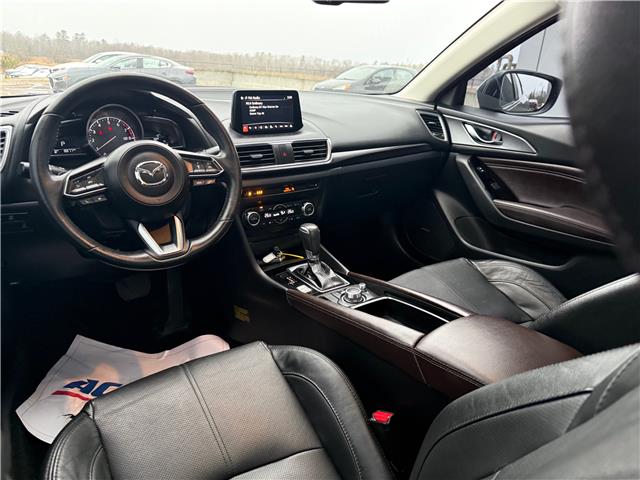 2018 Mazda Mazda3 GT (Stk: 24669) in Pembroke - Image 18 of 25