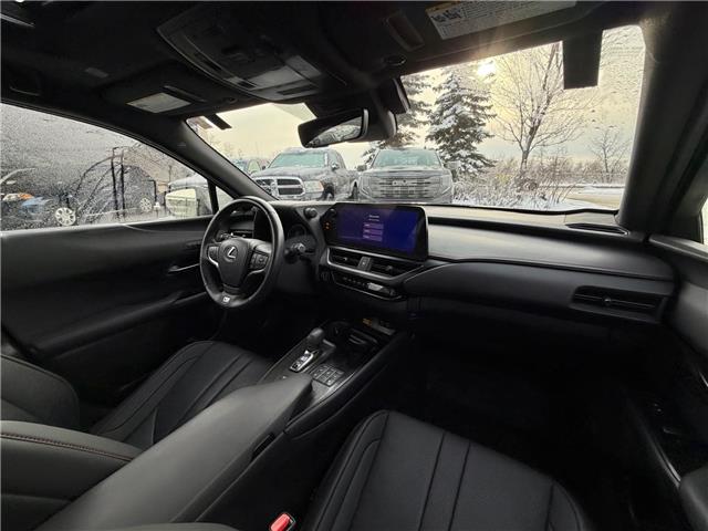 2025 Lexus UX 300h Base (Stk: 4598A) in Calgary - Image 9 of 19