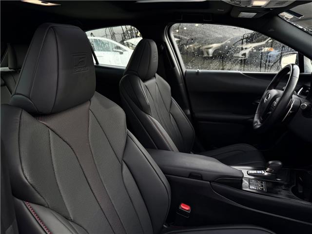 2025 Lexus UX 300h Base (Stk: 4598A) in Calgary - Image 18 of 19