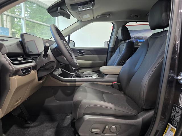 2026 Kia Carnival EX (Stk: 54788) in Castlegar - Image 6 of 17