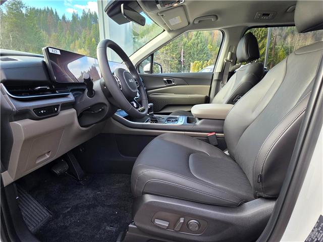 2026 Kia Carnival EX (Stk: 55229) in Castlegar - Image 6 of 14