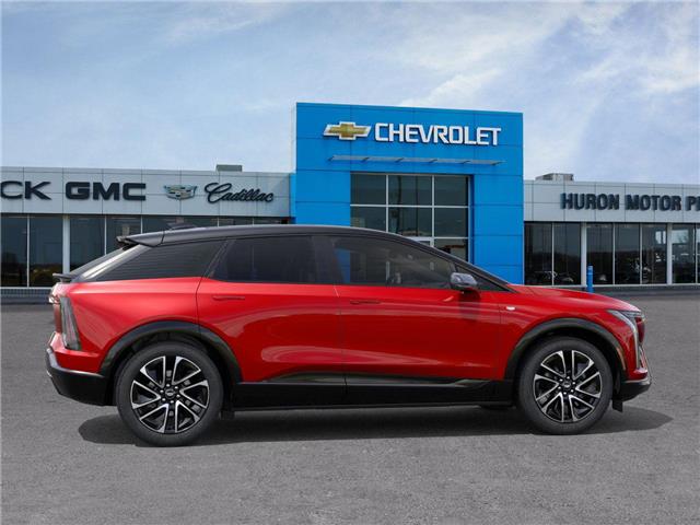 2026 Cadillac OPTIQ Sport (Stk: 106327) in Exeter - Image 5 of 24