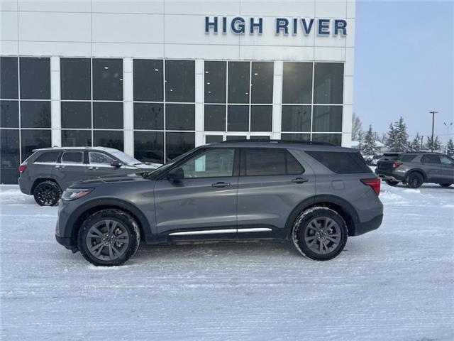 2025 Ford Explorer Active (Stk: HU3689) in High River - Image 2 of 22