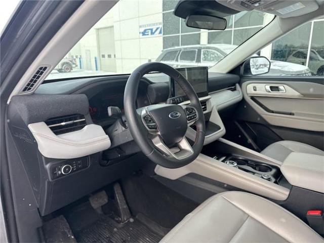 2025 Ford Explorer Active (Stk: HU3689) in High River - Image 9 of 22