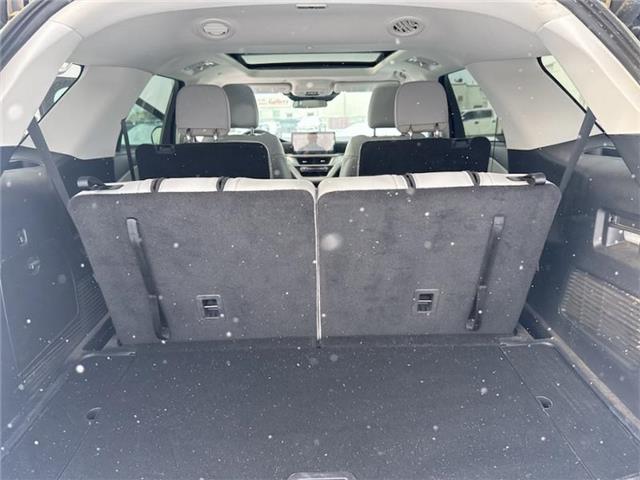 2025 Ford Explorer Active (Stk: HU3689) in High River - Image 13 of 22